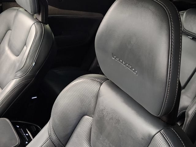 Used 2020 Volvo XC90 T6 Inscription w/ Protection Package Premier AWD/4WD image 14