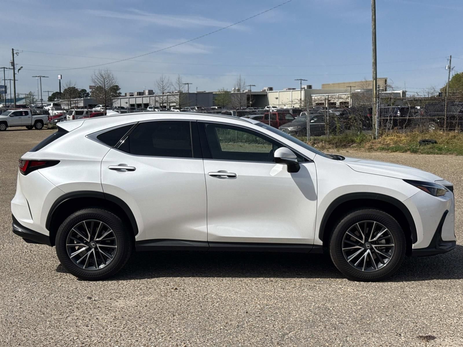 Used 2024 Lexus NX 250 FWD w/ Cold Area Package image 2