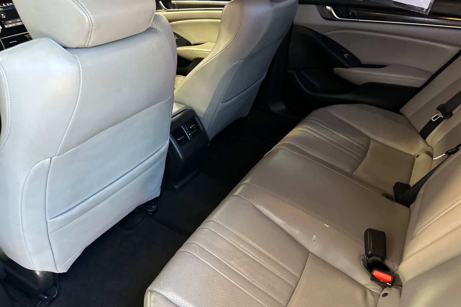 Used 2018 Honda Accord EX-L image 5