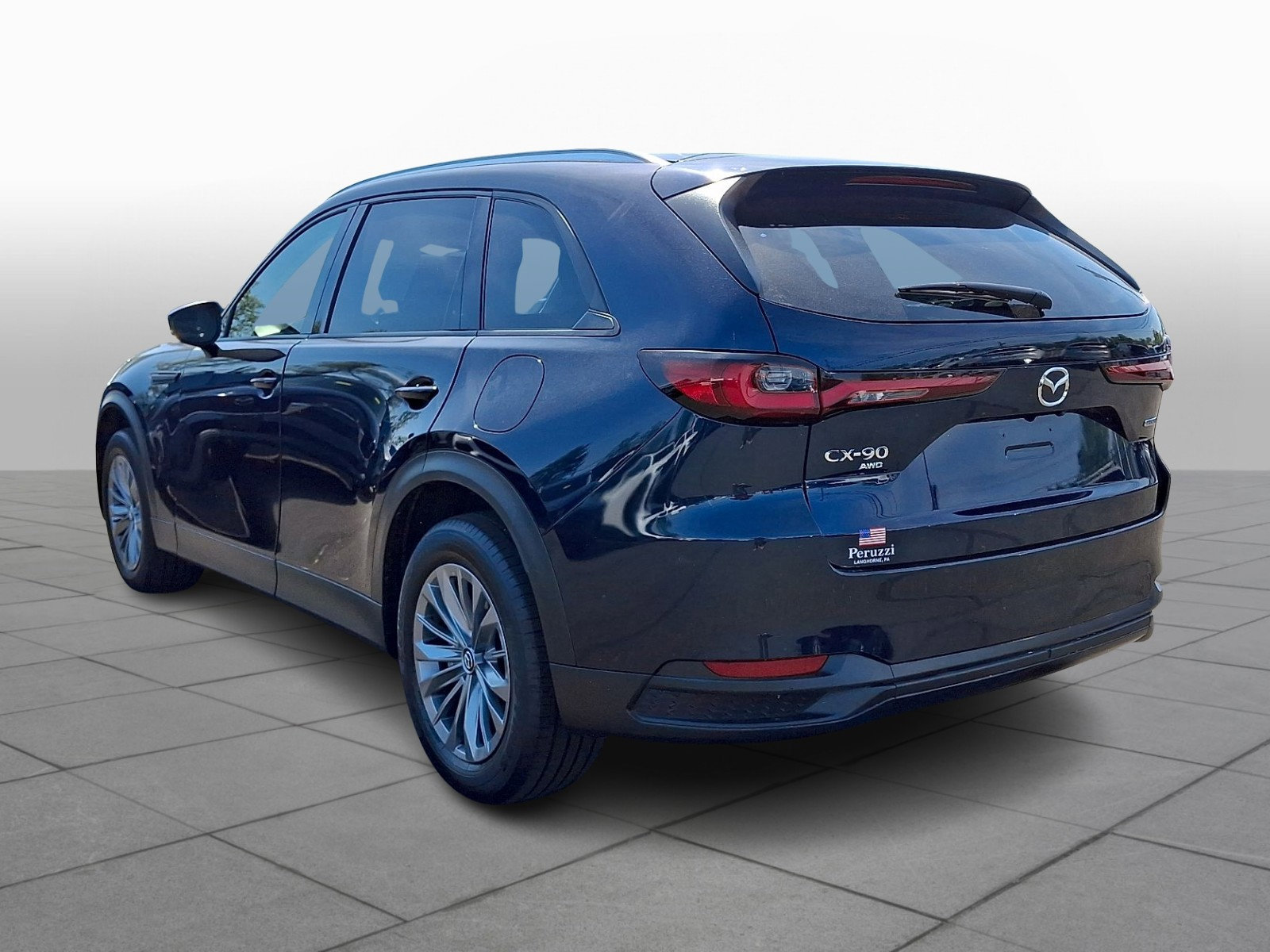 Certified 2024 MAZDA CX-90 3.3 Turbo w/ Preferred Plus AWD/4WD image 5