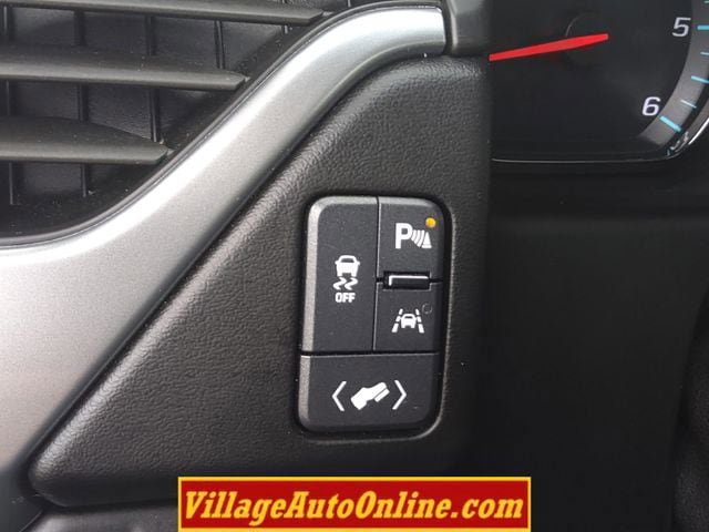 Used 2016 Chevrolet Tahoe LTZ AWD/4WD image 30