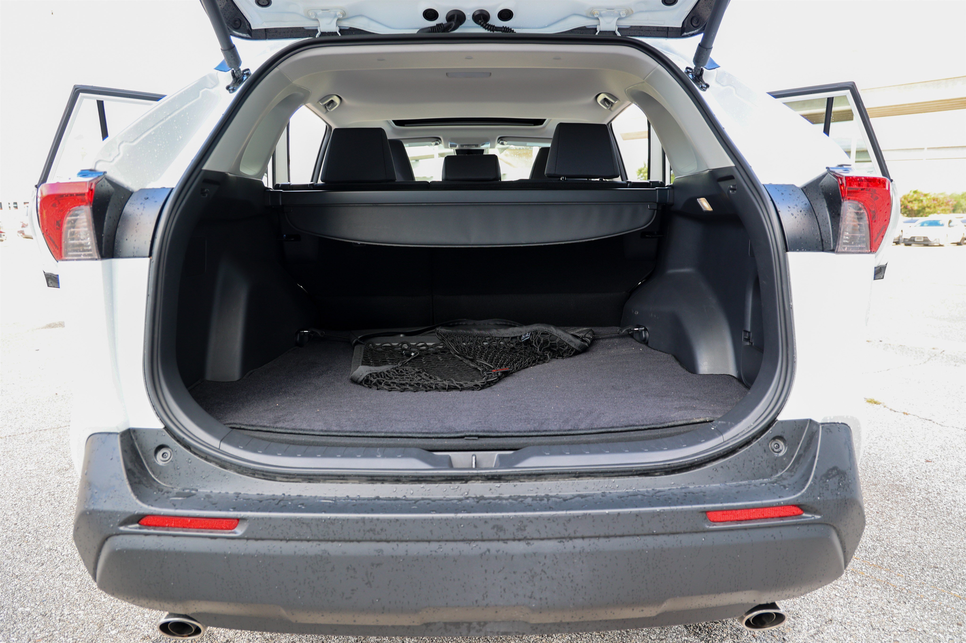 Certified 2025 Toyota RAV4 XLE w/ Convenience Package FWD image 39