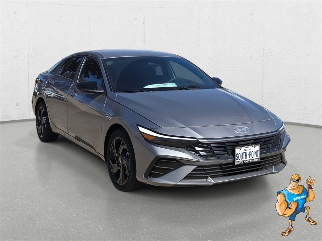 New 2026 Hyundai Elantra Sport image 3