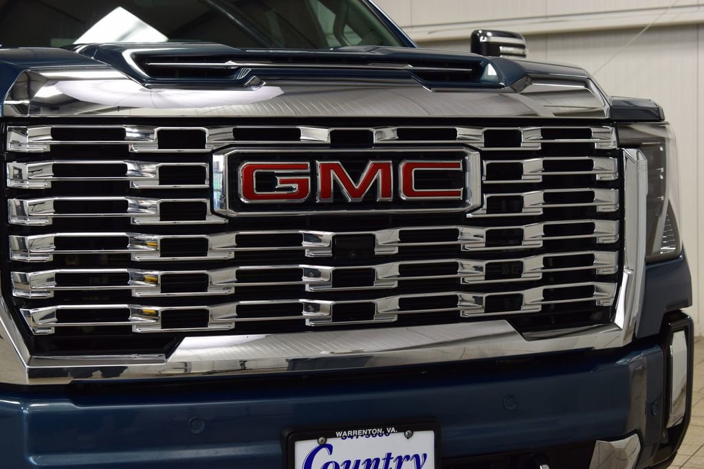 Used 2024 GMC Sierra 2500 Denali w/ Technology Package image 11
