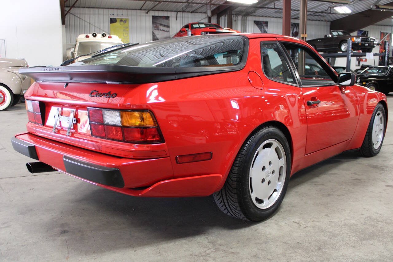 Used 1987 Porsche 944 Turbo RWD image 6