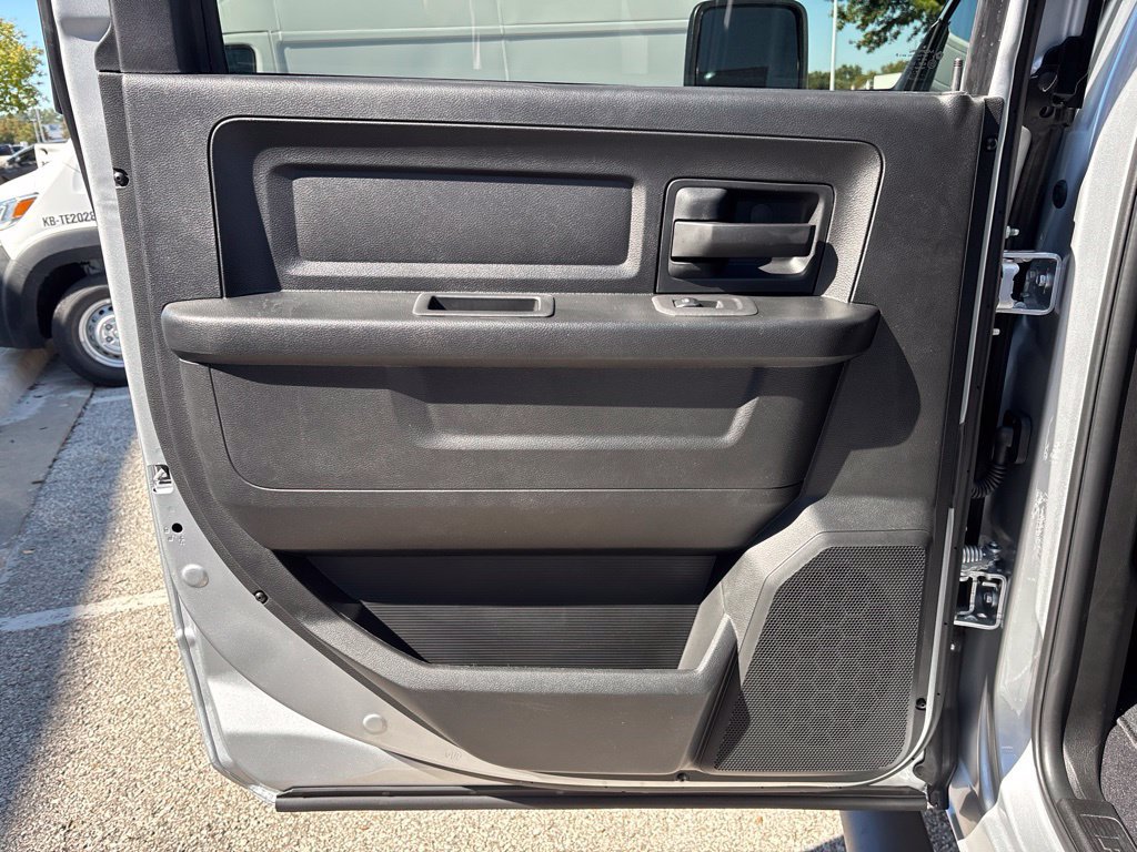 New 2027 RAM 3500 Tradesman AWD/4WD image 17