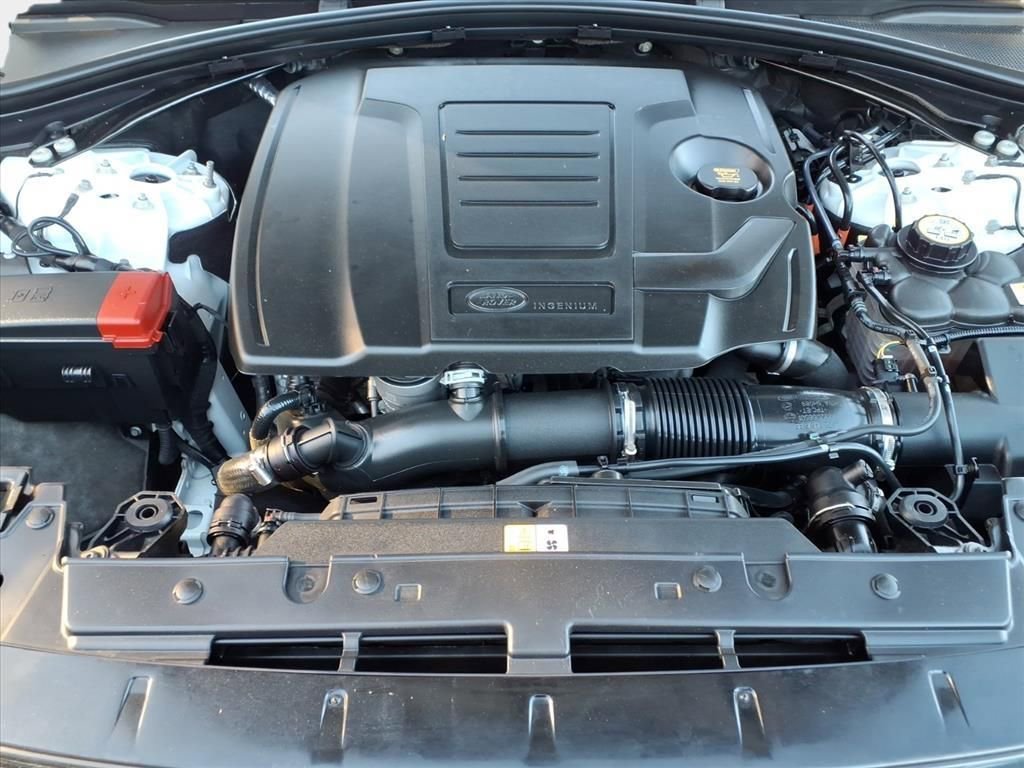 Used 2025 Land Rover Range Rover Velar Dynamic SE image 27
