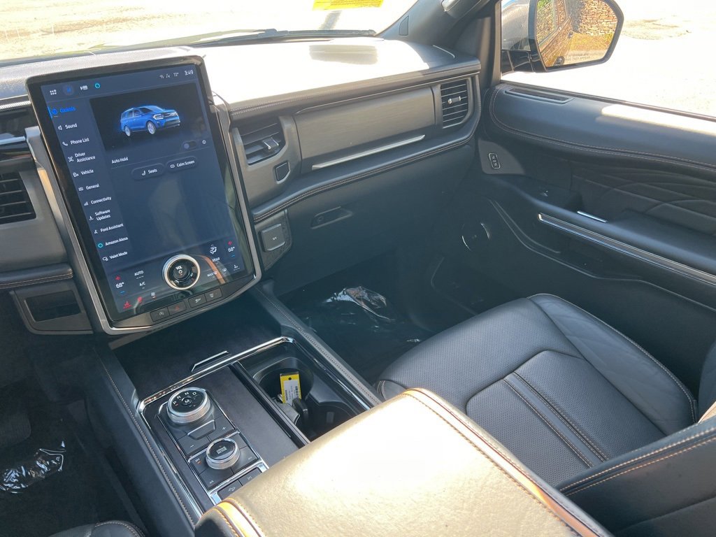 Used 2024 Ford Expedition Max Platinum image 24