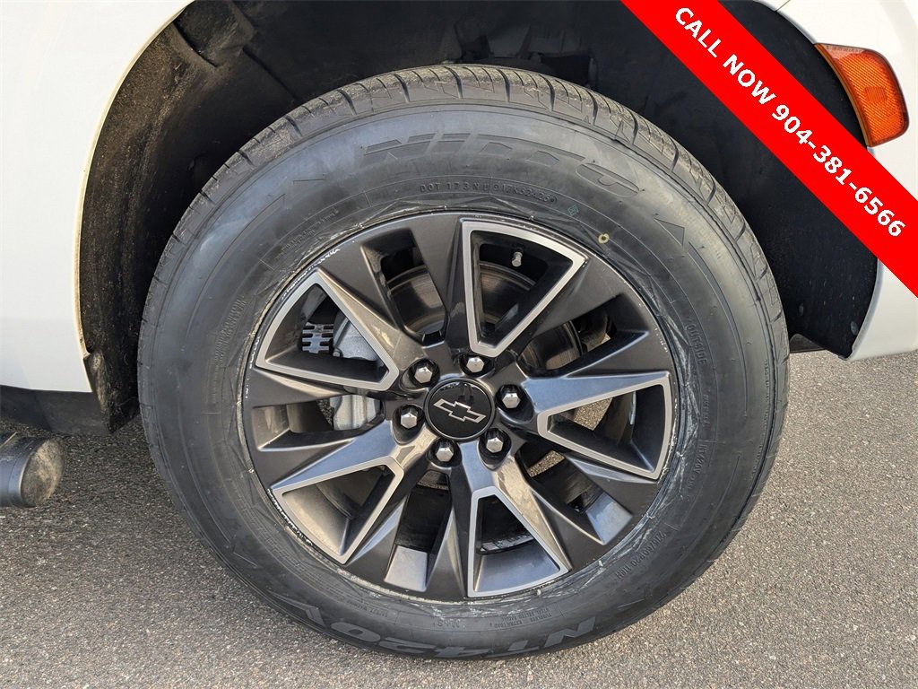 Used 2022 Chevrolet Tahoe Z71 image 11