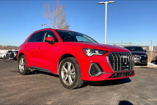 Used 2020 Audi Q3 2.0T Prestige w/ Prestige Package AWD/4WD image 2