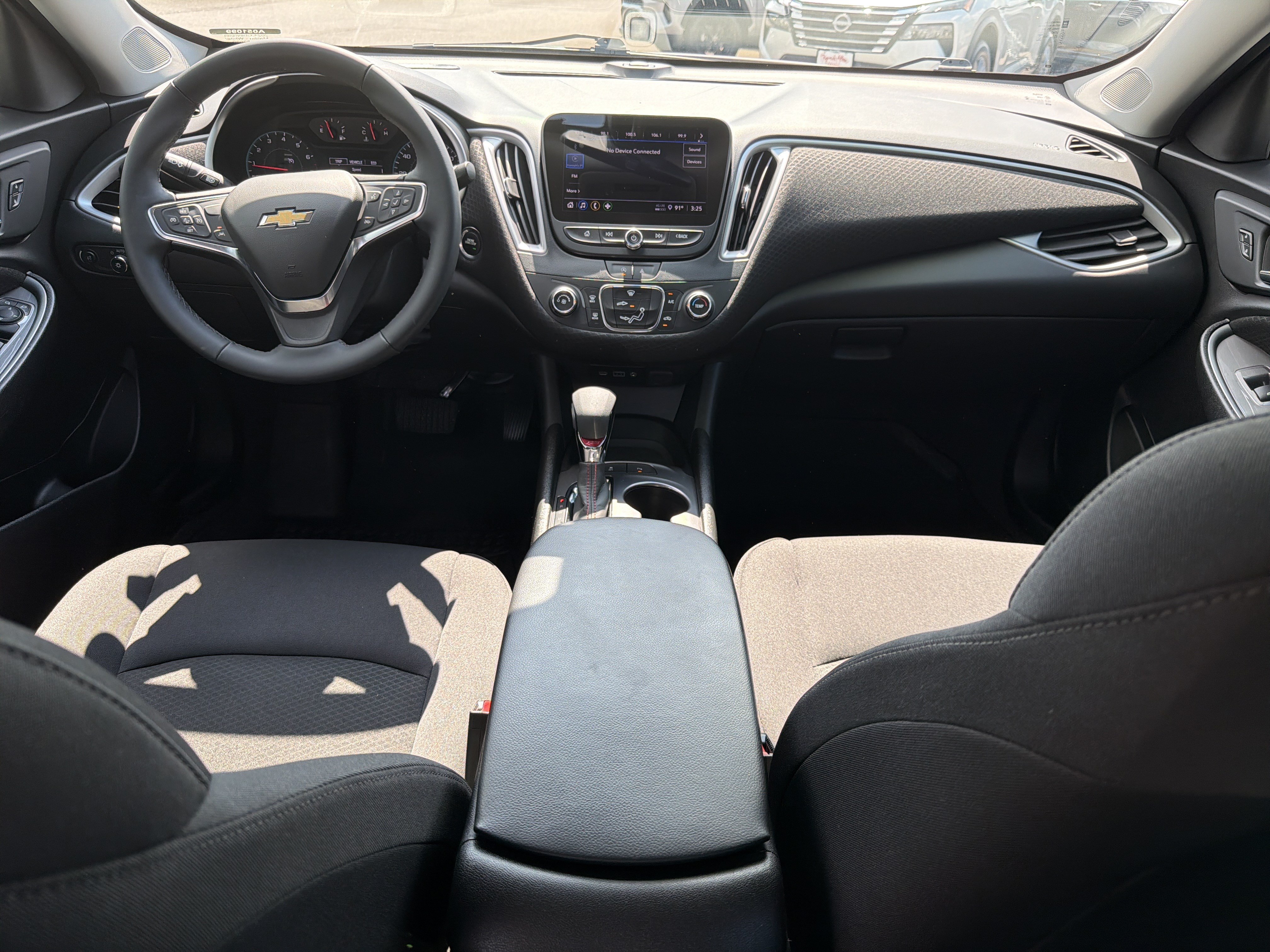 Used 2024 Chevrolet Malibu RS FWD image 4