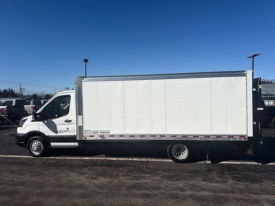 Used 2023 Ford Transit 350 Low Roof DRW RWD image 8