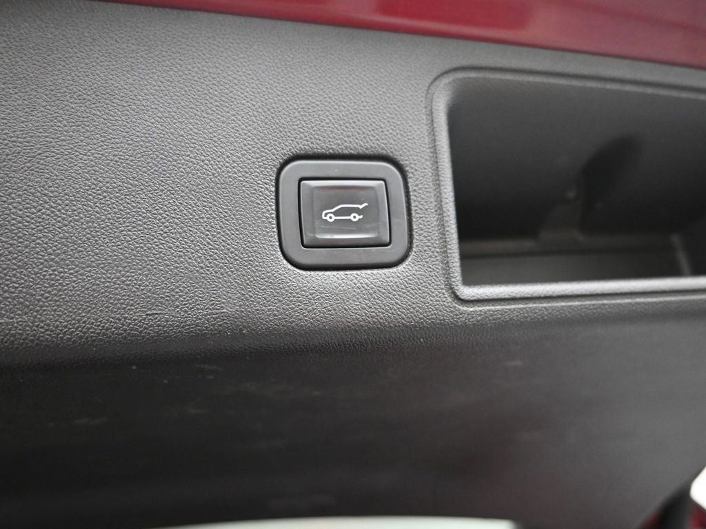 Used 2019 GMC Terrain SLT w/ Preferred Package image 10