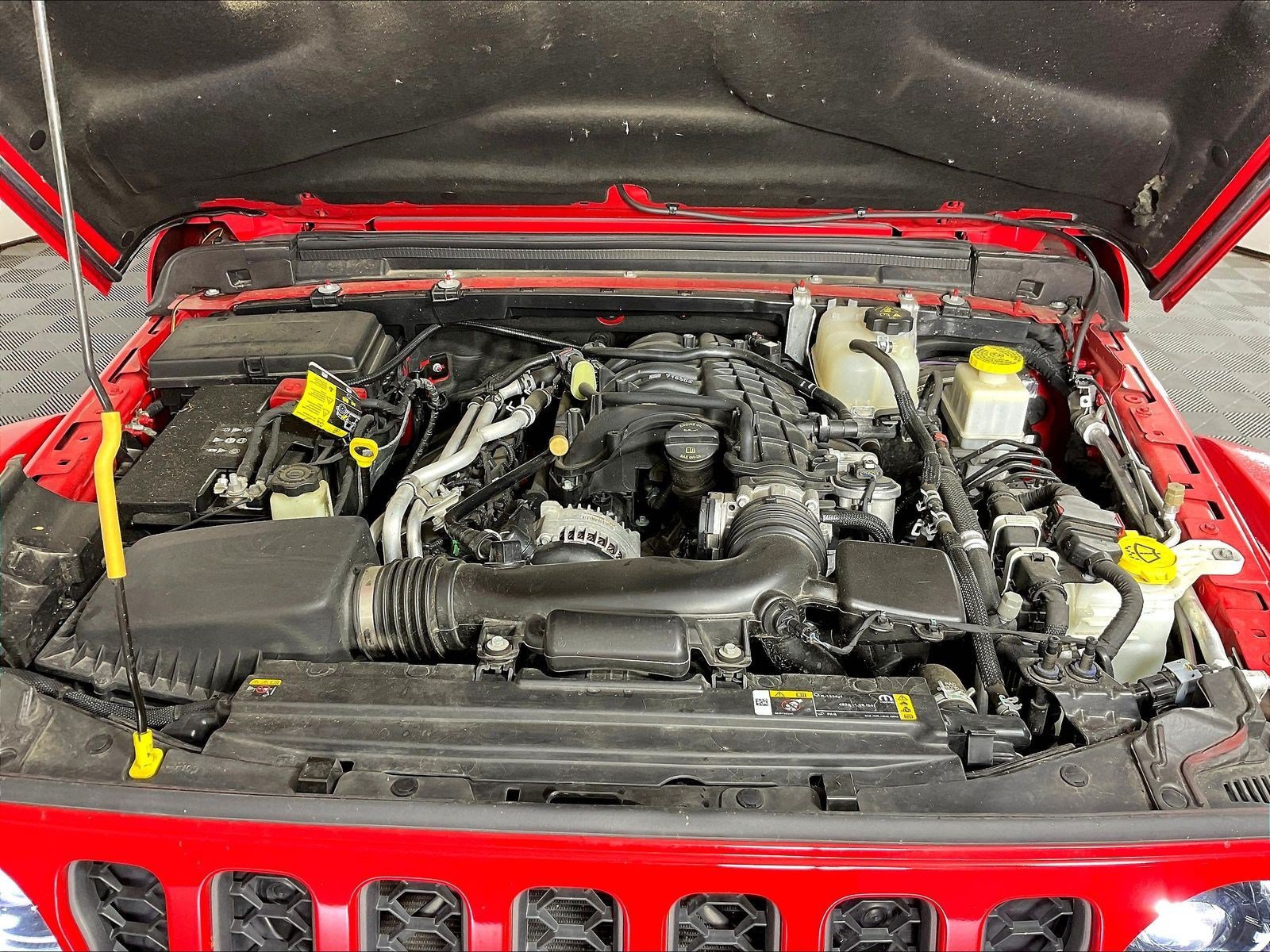 Used 2023 Jeep Gladiator Mojave w/ Cold Weather Group AWD/4WD image 31