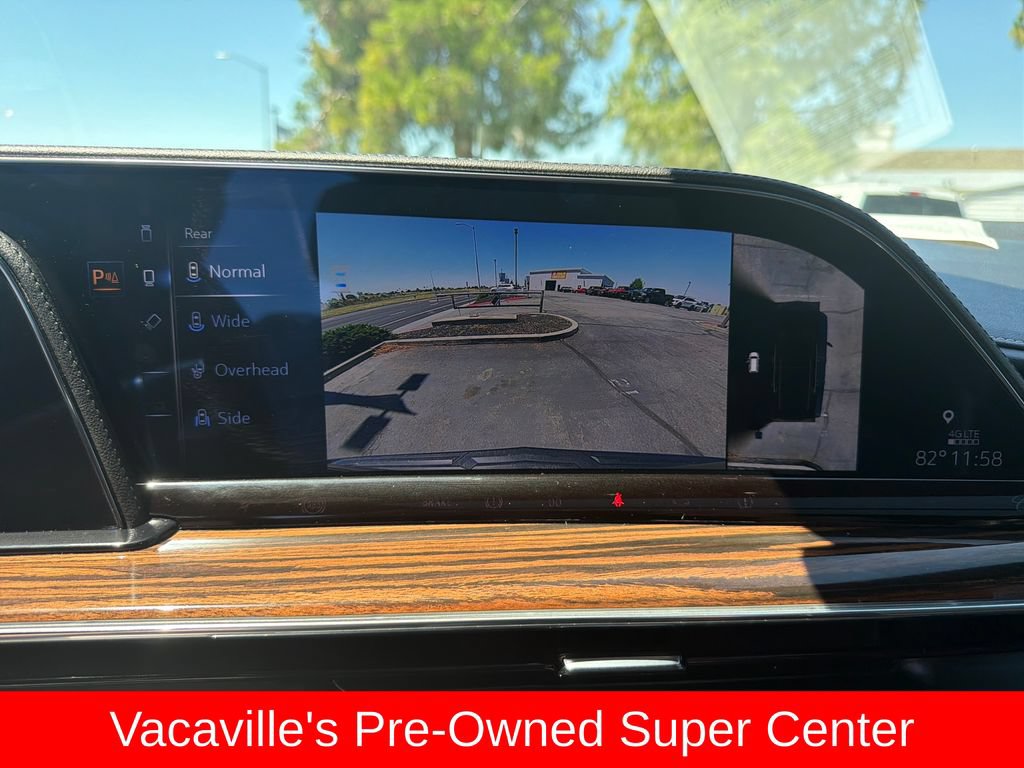 Used 2023 Cadillac Escalade Premium Luxury AWD/4WD image 20