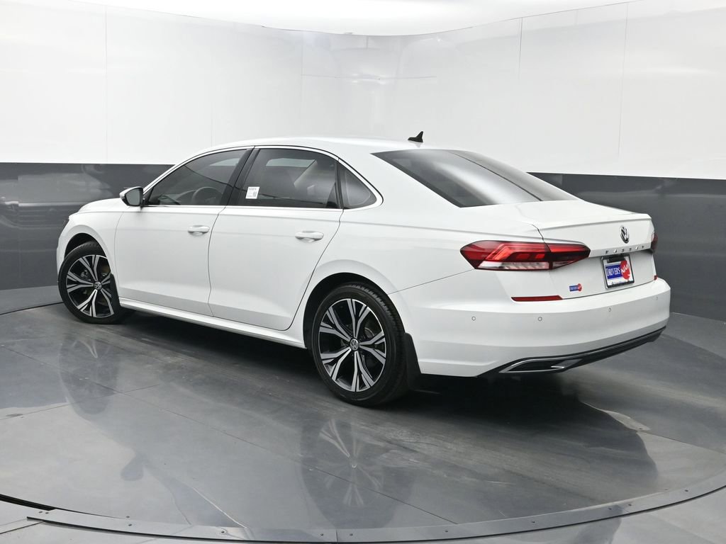 Used 2020 Volkswagen Passat 2.0T SEL image 22