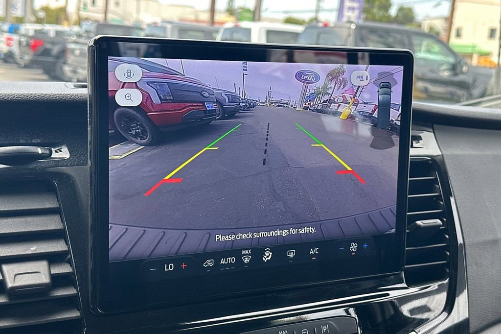 Certified 2024 Ford Transit 350 XLT RWD image 24