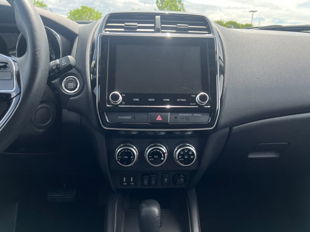 Used 2024 Mitsubishi Outlander Sport SE AWD/4WD image 23