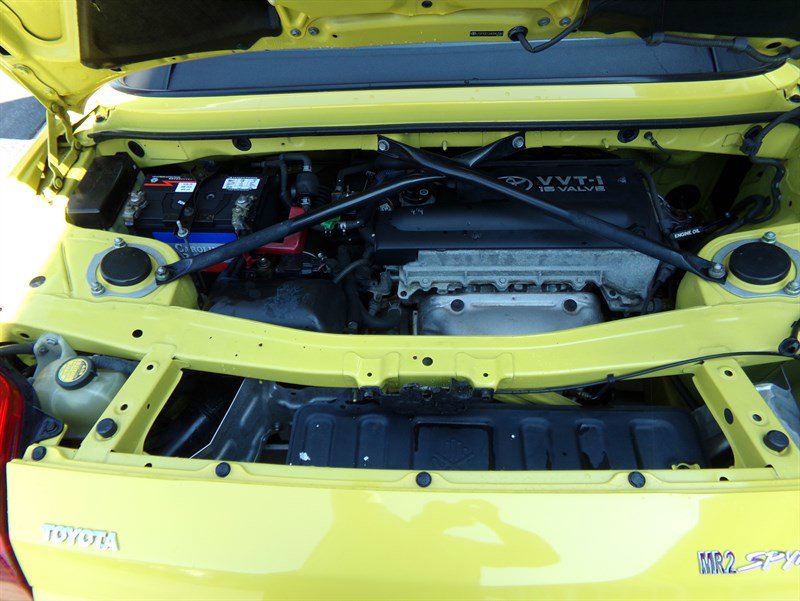 Used 2004 Toyota MR2 image 47