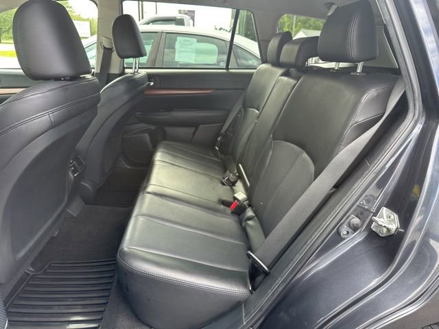 Used 2013 Subaru Outback 2.5i Limited w/ Moonroof Pkg AWD/4WD image 9
