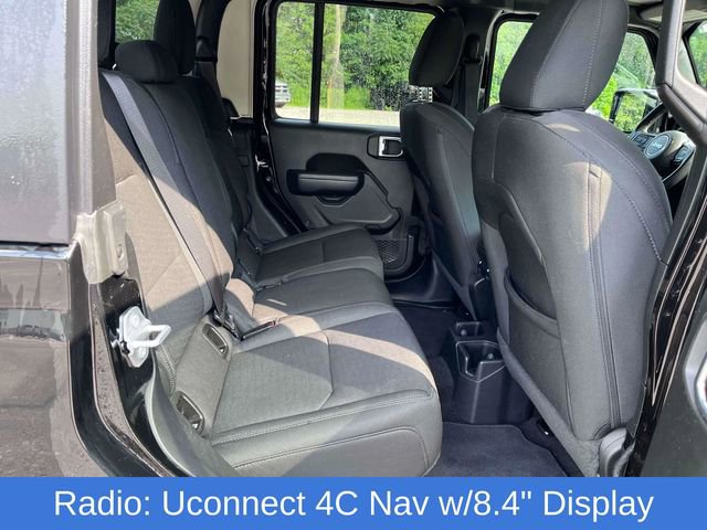 Used 2022 Jeep Gladiator Sport image 16