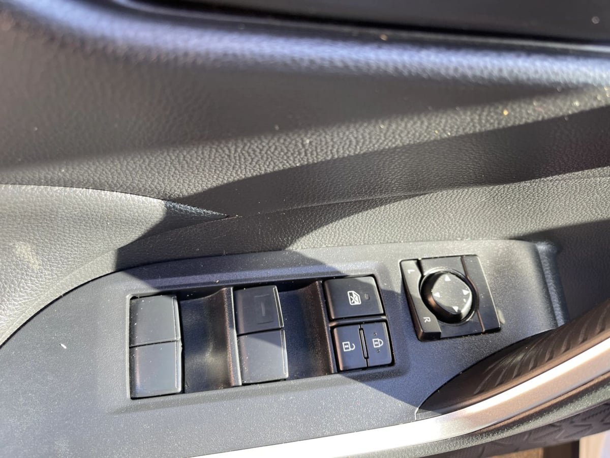 Used 2025 Toyota RAV4 LE FWD image 21