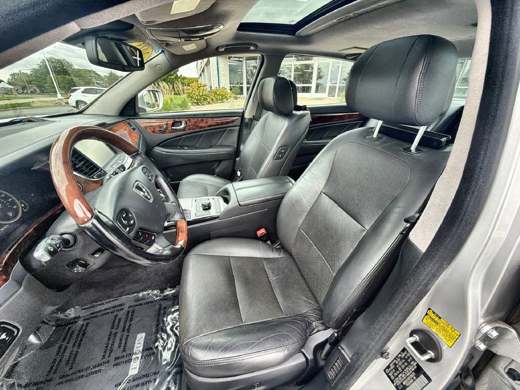 Used 2015 Hyundai Equus Ultimate RWD image 13