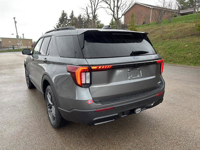 New 2026 Ford Explorer ST-Line w/ ST-Line Street Pack video 2