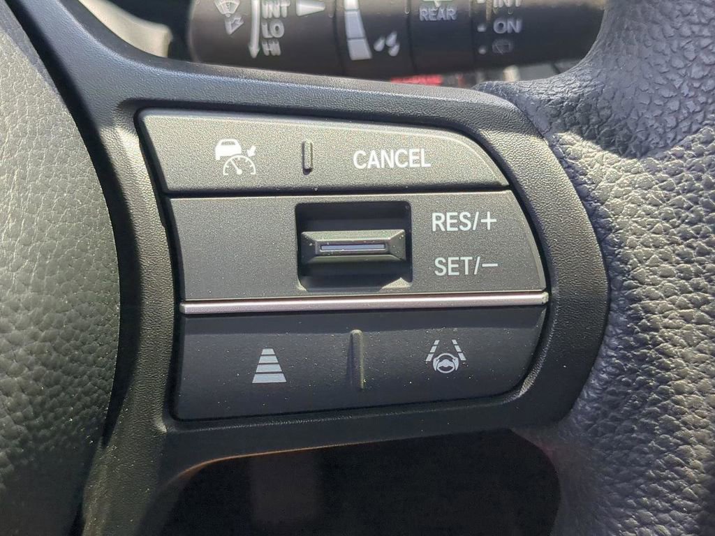 Used 2025 Honda CR-V EX image 23