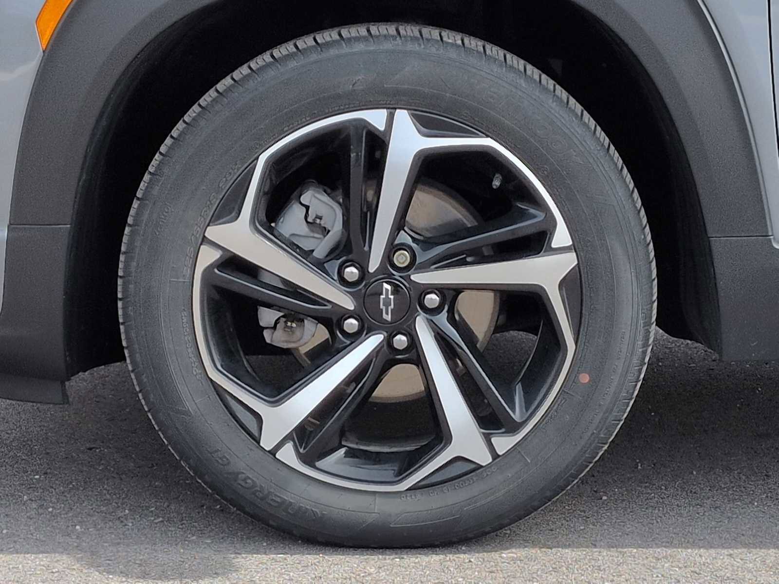 Used 2021 Chevrolet TrailBlazer RS w/ Sun and Liftgate Package FWD image 14