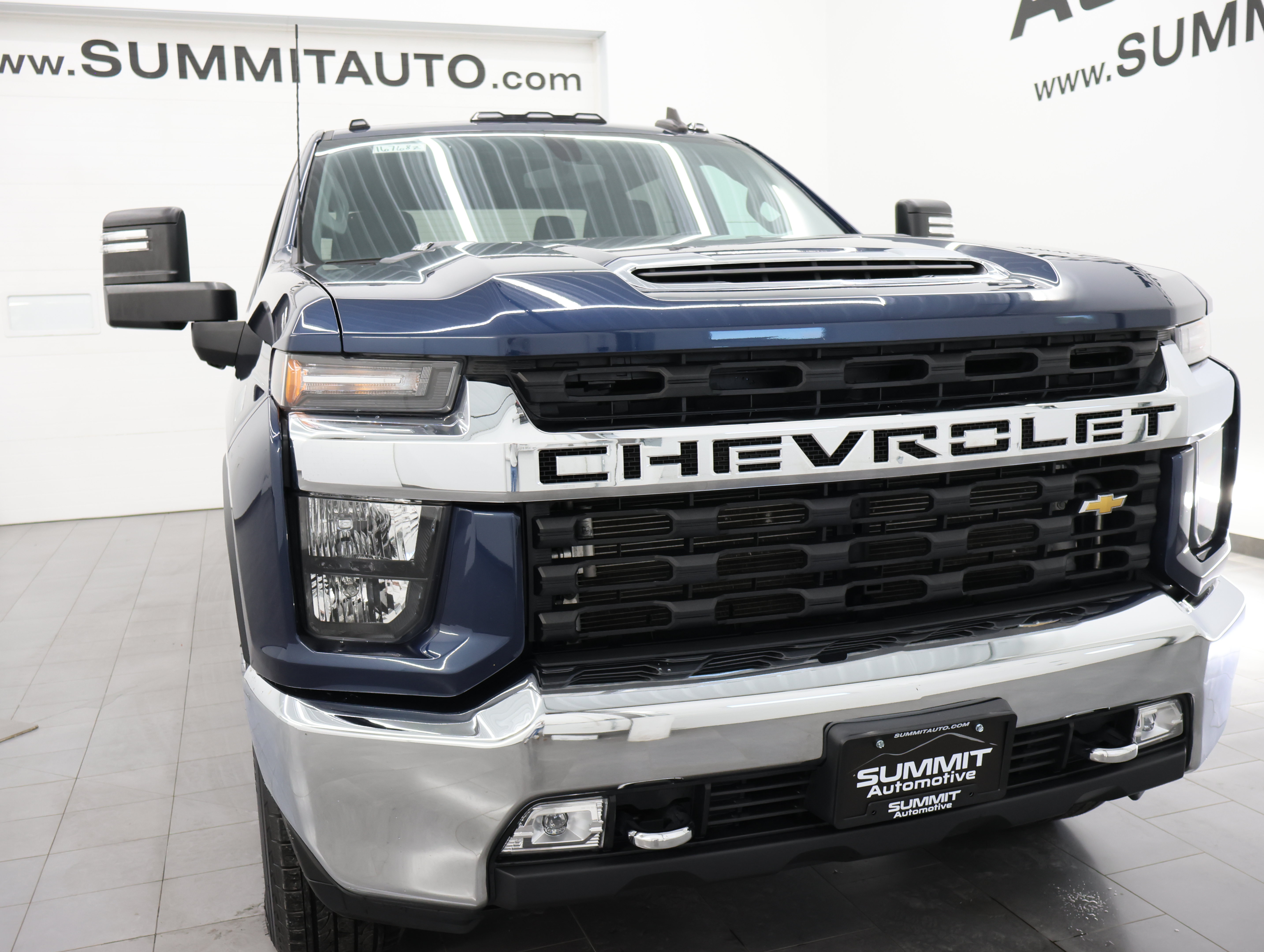 Used 2023 Chevrolet Silverado 2500 LT AWD/4WD image 20