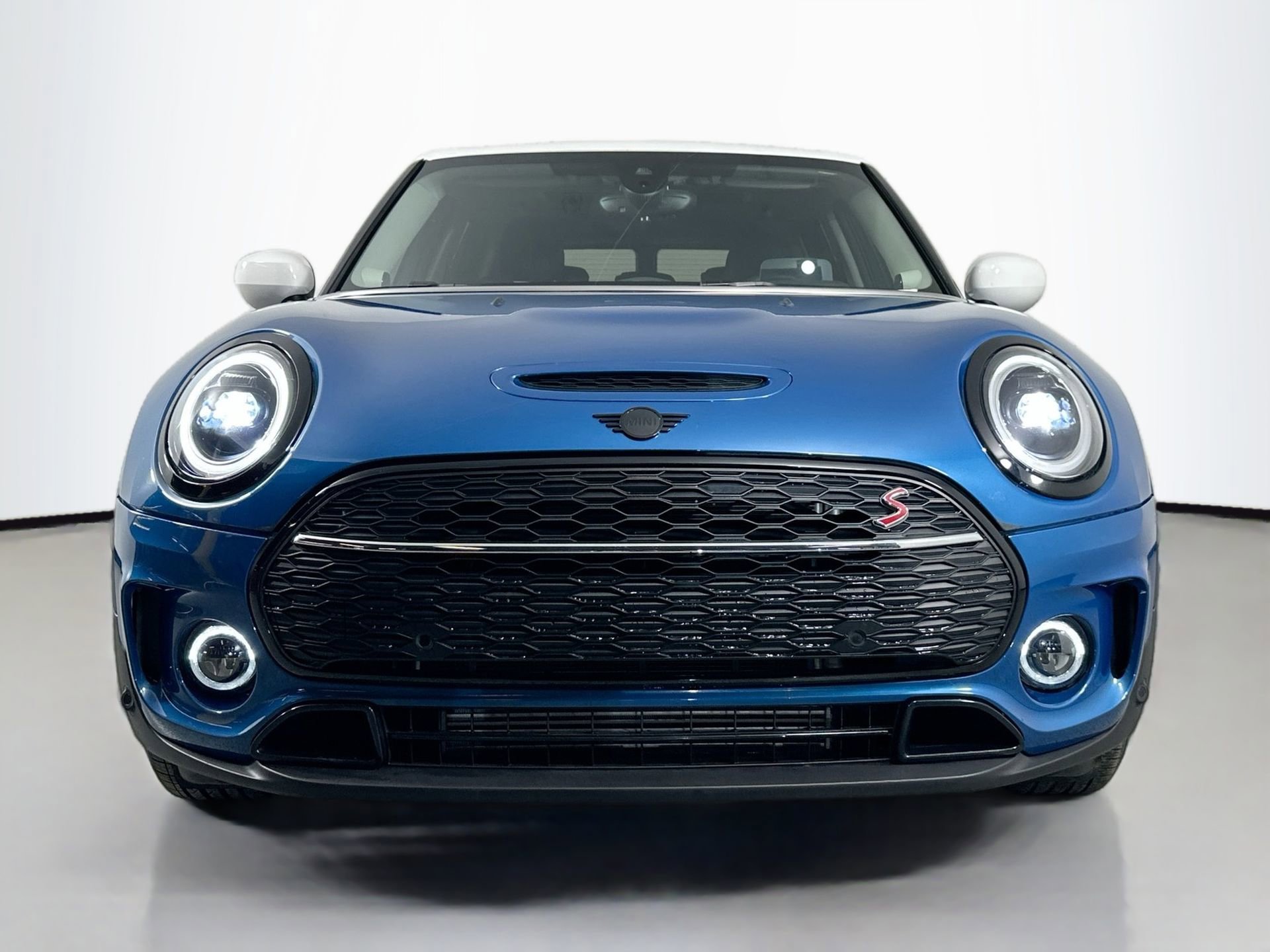Used 2023 MINI Cooper Clubman S image 2