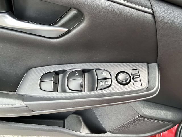 Used 2025 Nissan Sentra SV FWD image 14