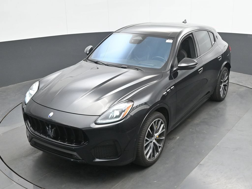 Used 2023 Maserati Grecale Modena AWD/4WD image 35
