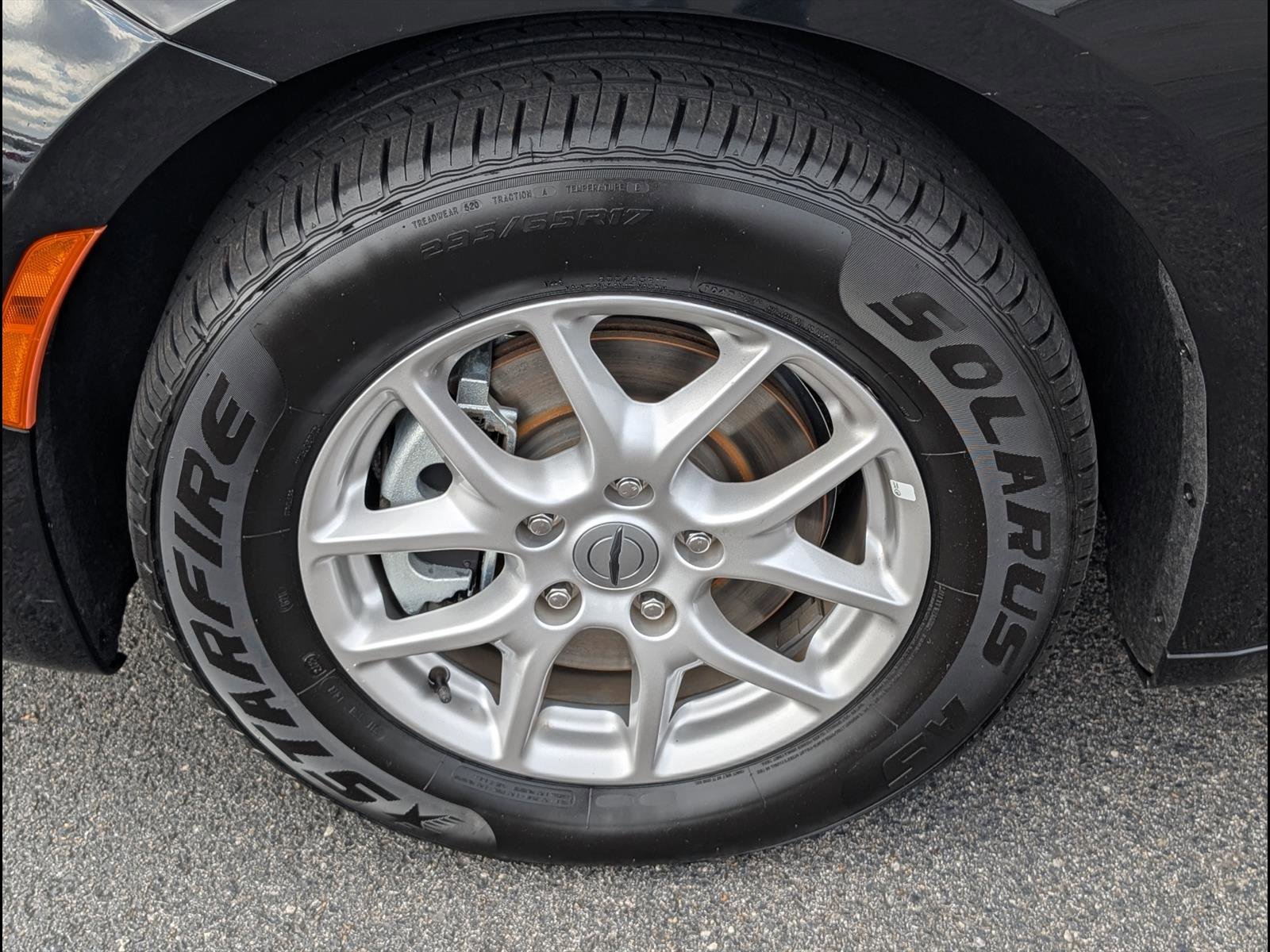 Used 2024 Chrysler Pacifica Touring-L image 22