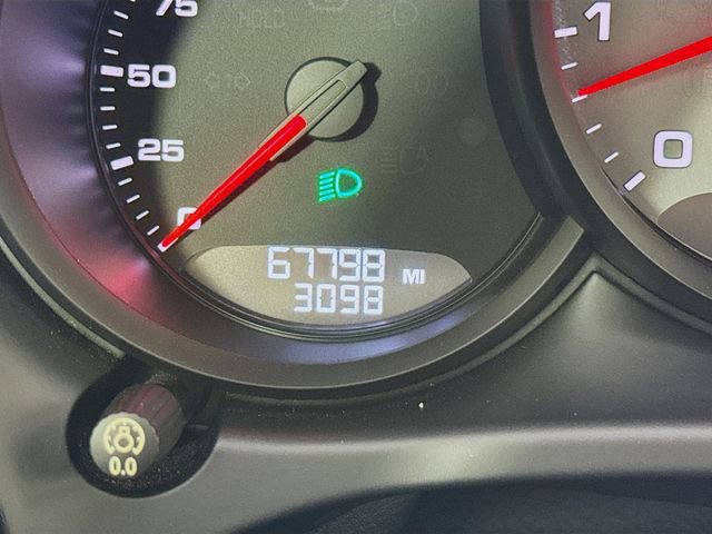 Used 2018 Porsche Macan S image 28