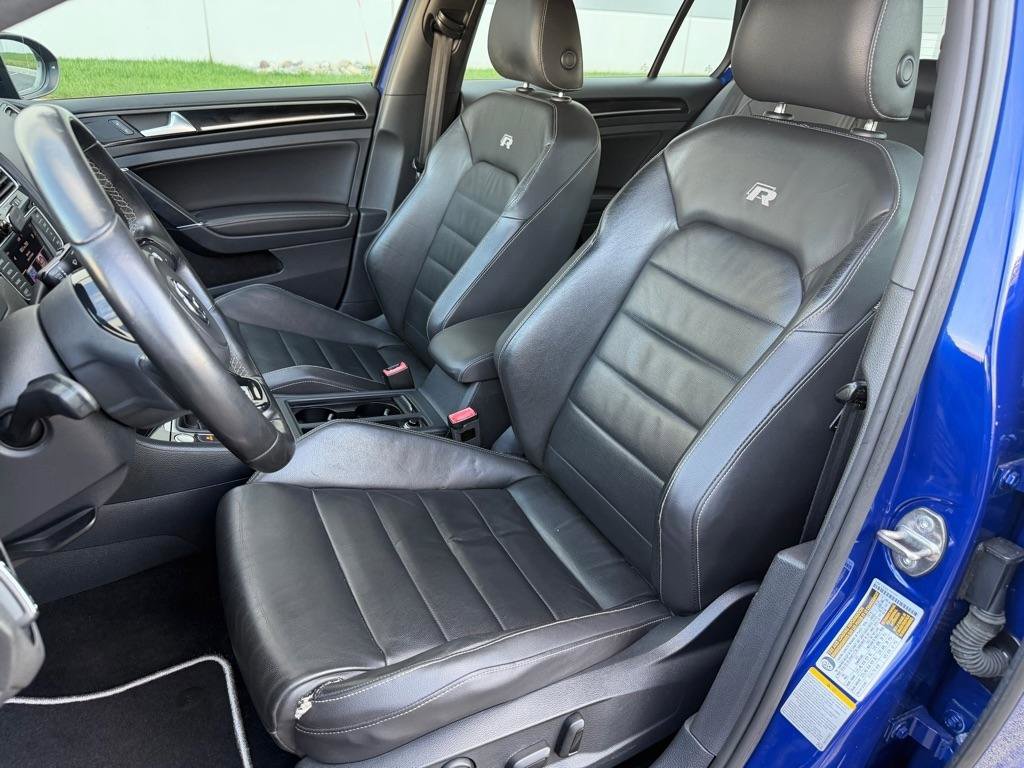 Used 2016 Volkswagen Golf R 4-Door image 27