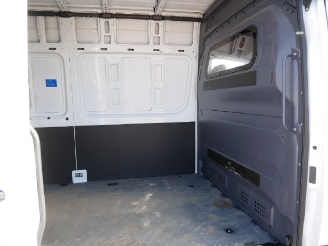 Used 2023 Mercedes-Benz Sprinter 2500 image 14