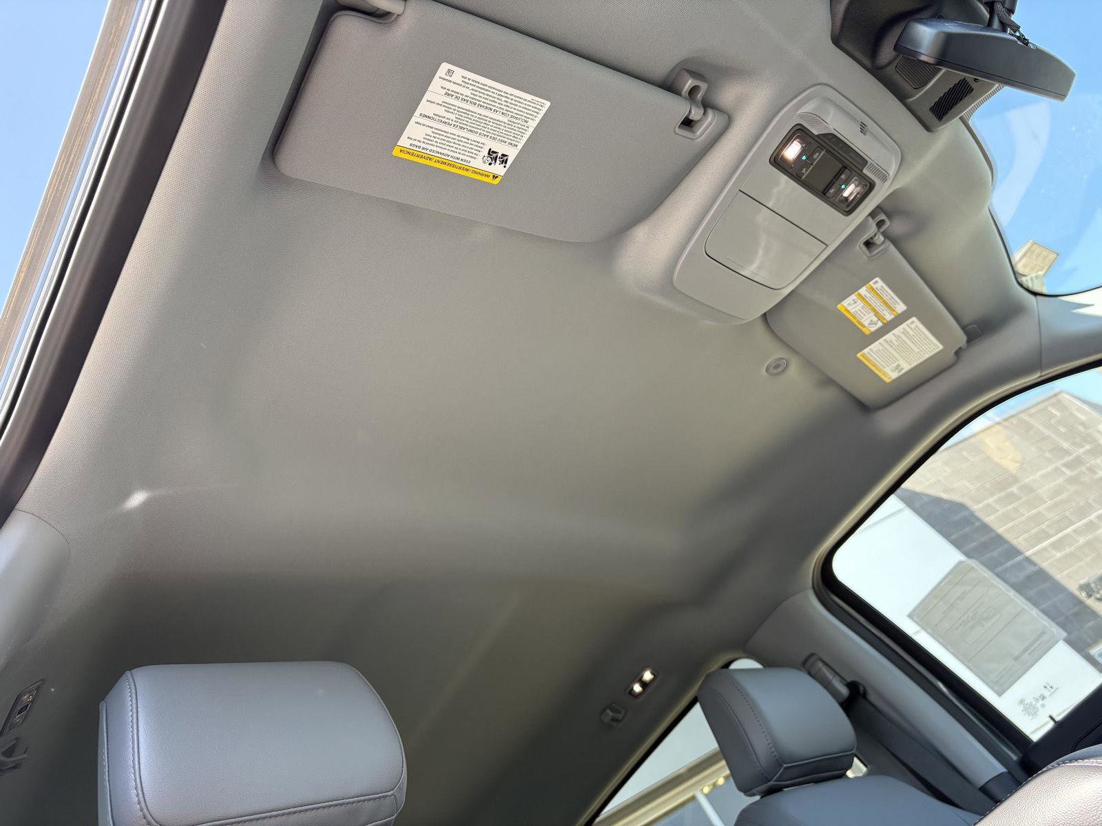 New 2025 Ford F150 Lightning Flash AWD/4WD image 26