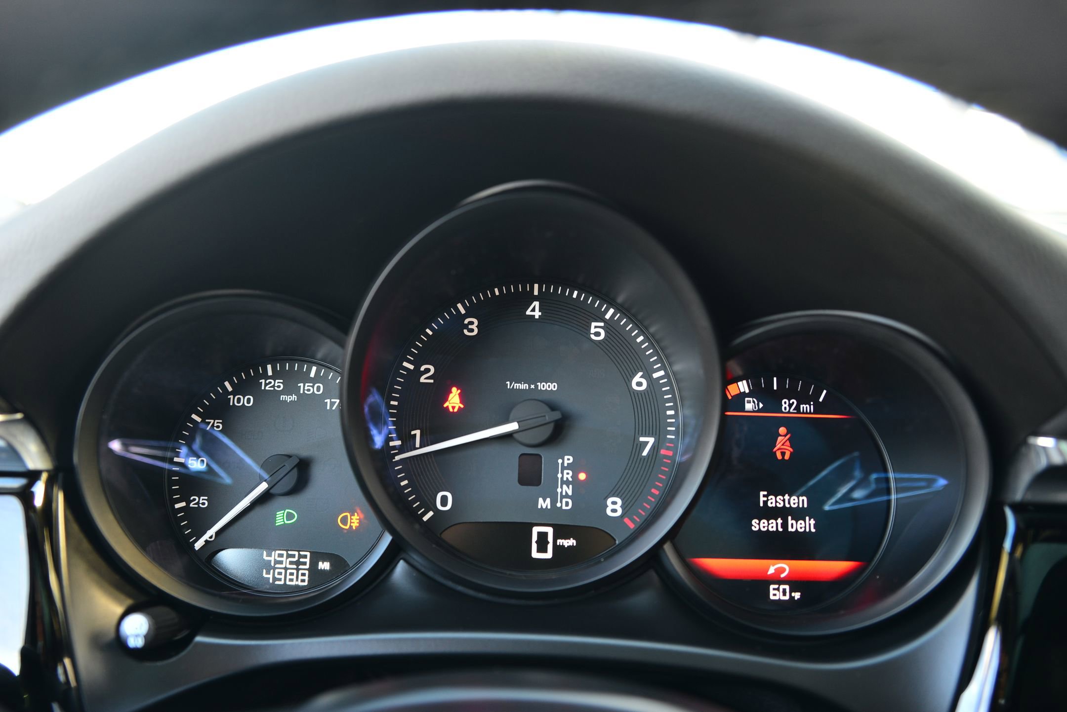 Certified 2025 Porsche Macan image 20