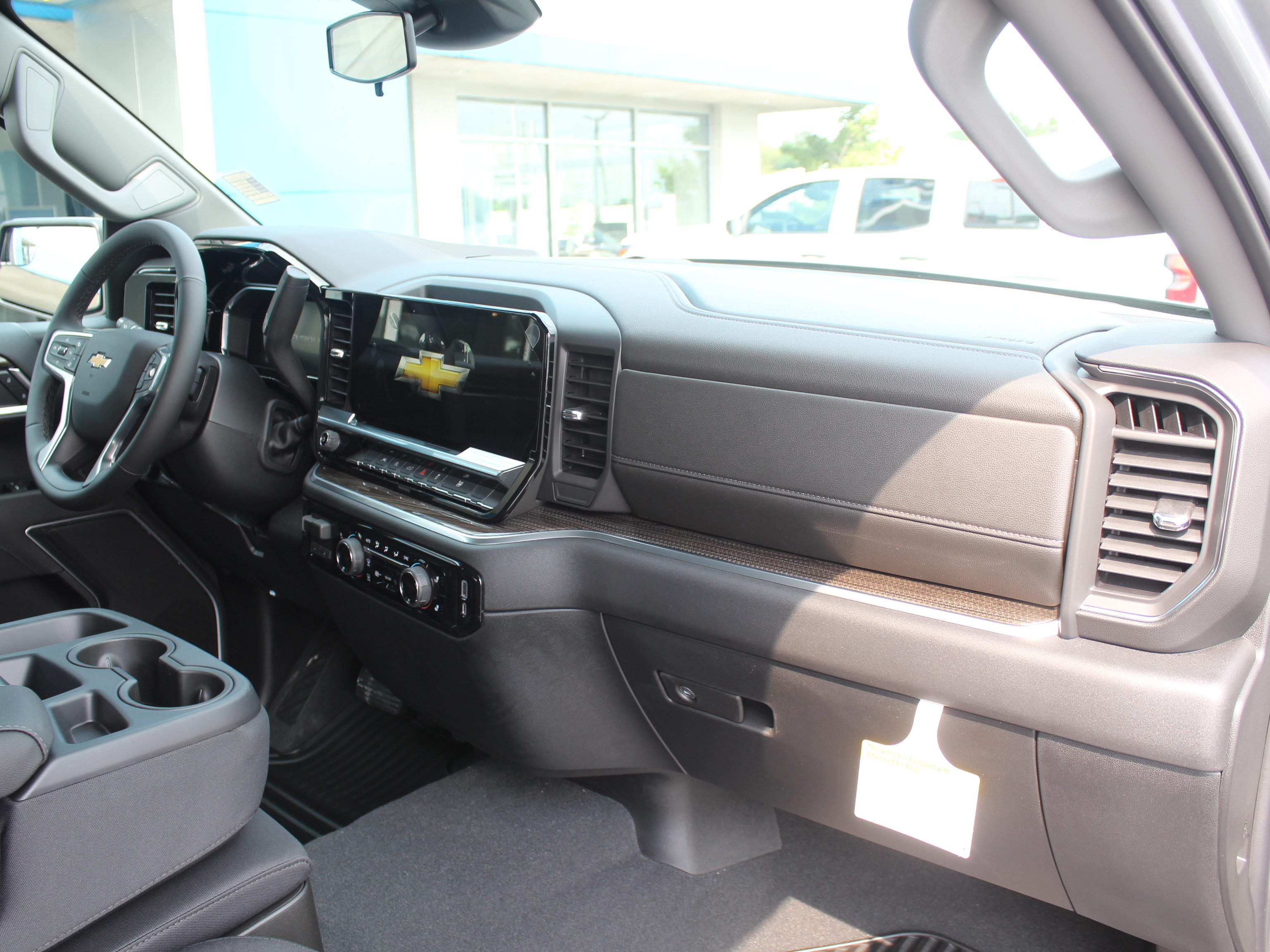 New 2026 Chevrolet Silverado 1500 LT AWD/4WD image 14