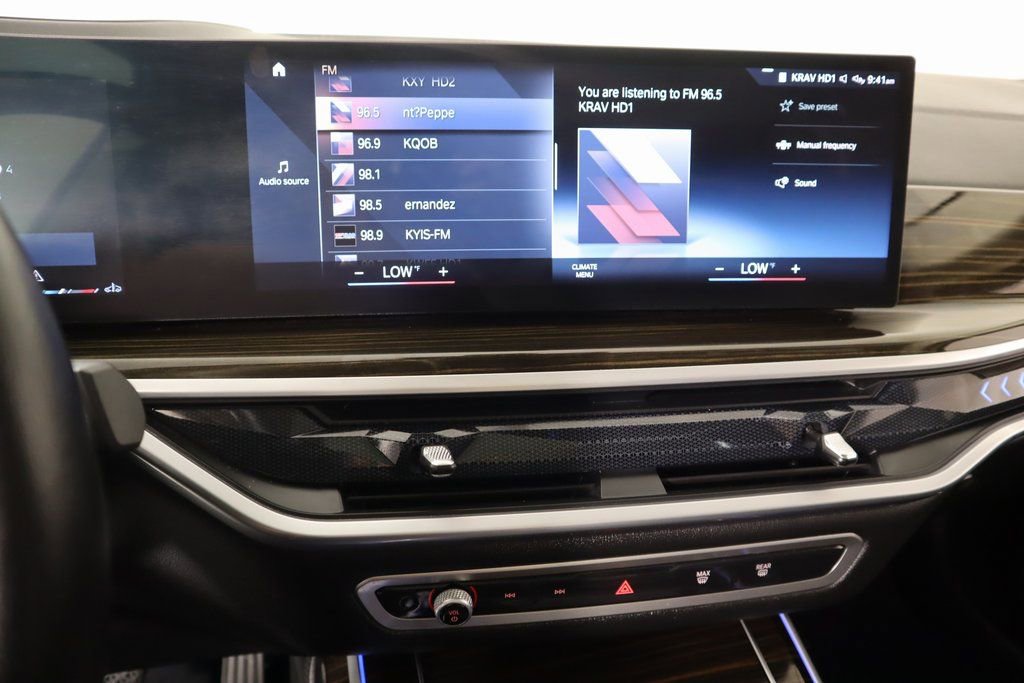 Used 2023 BMW X7 xDrive40i w/ Premium Package image 6