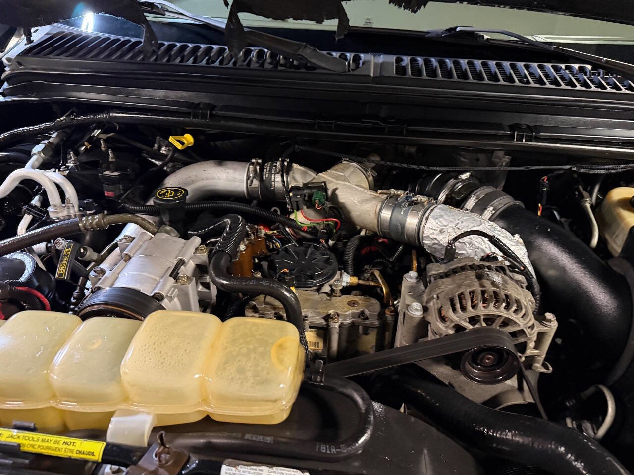 Used 2001 Ford F350 Lariat image 47