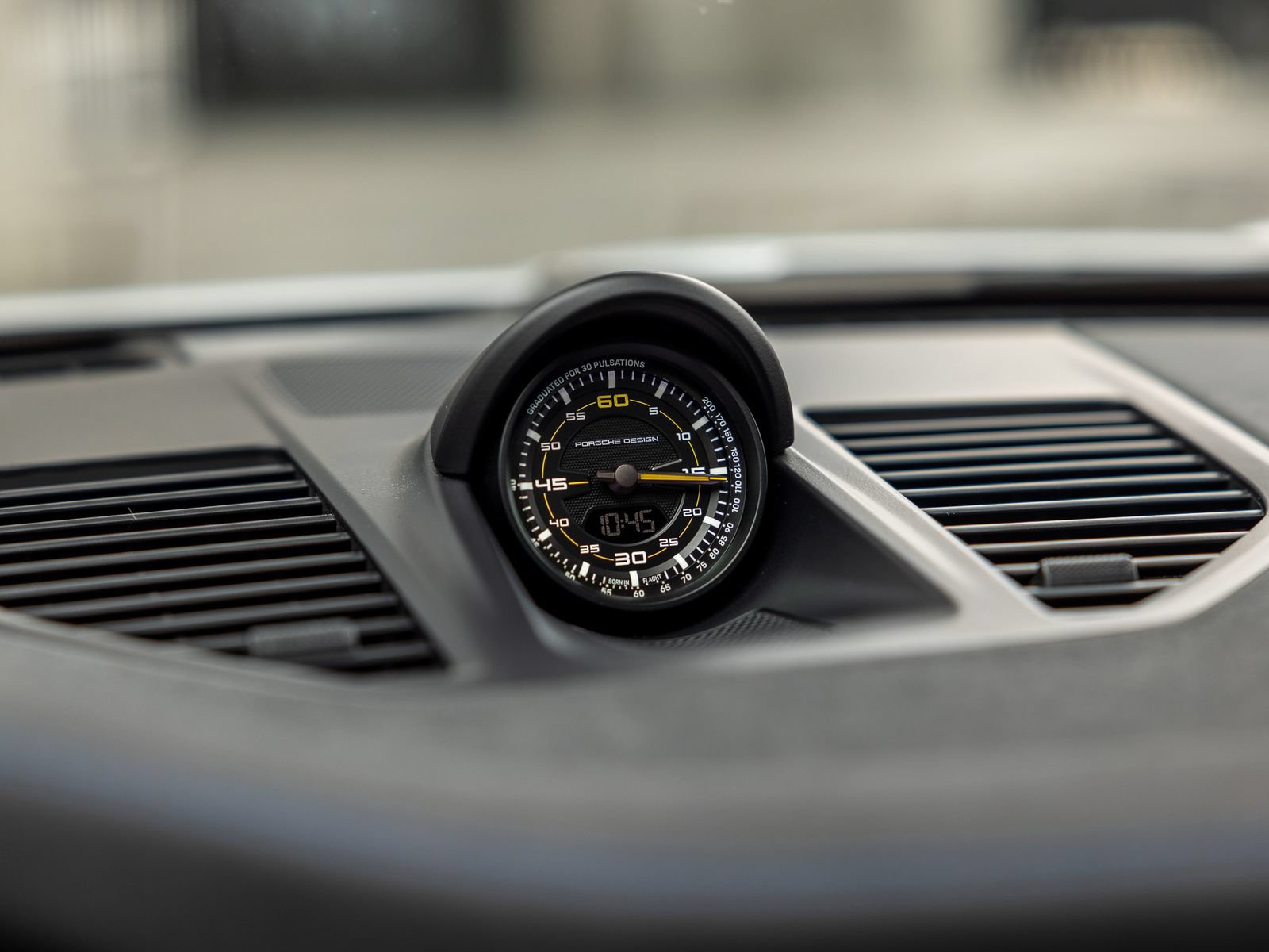 Certified 2025 Porsche 911 GT3 RWD image 34