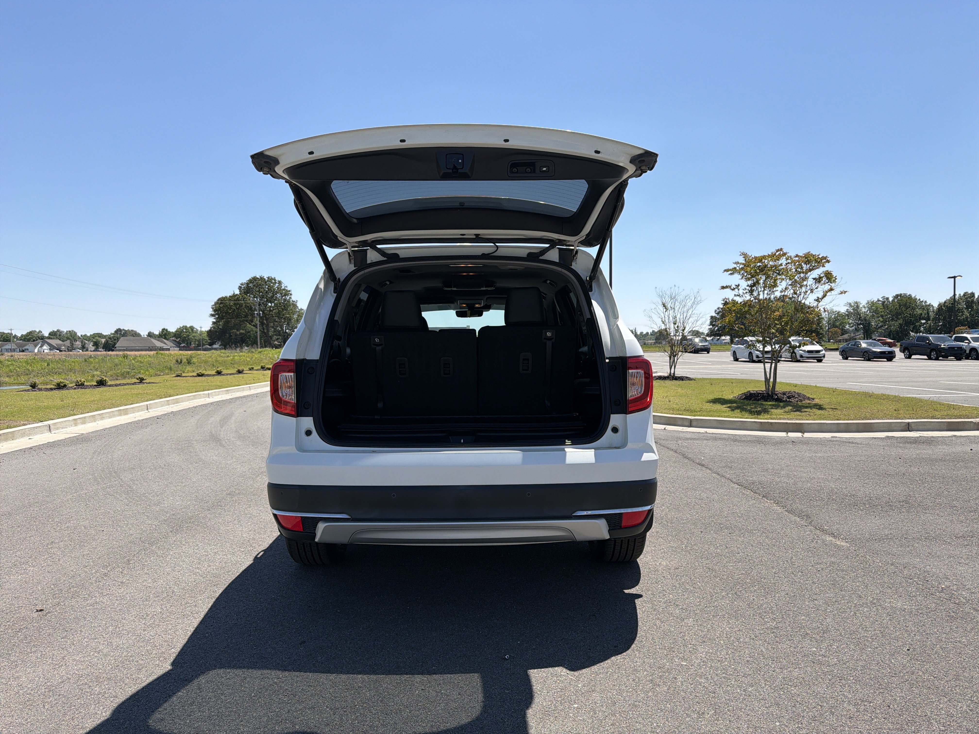 Certified 2022 Honda Pilot Touring image 19
