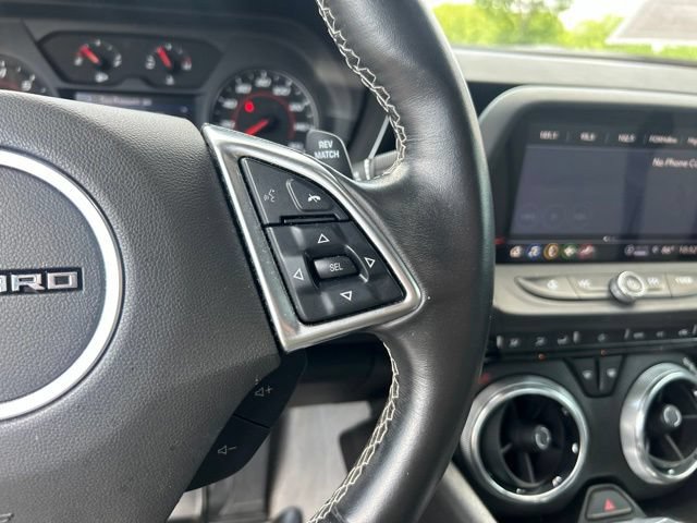 Used 2021 Chevrolet Camaro LT w/ Technology Package RWD image 18