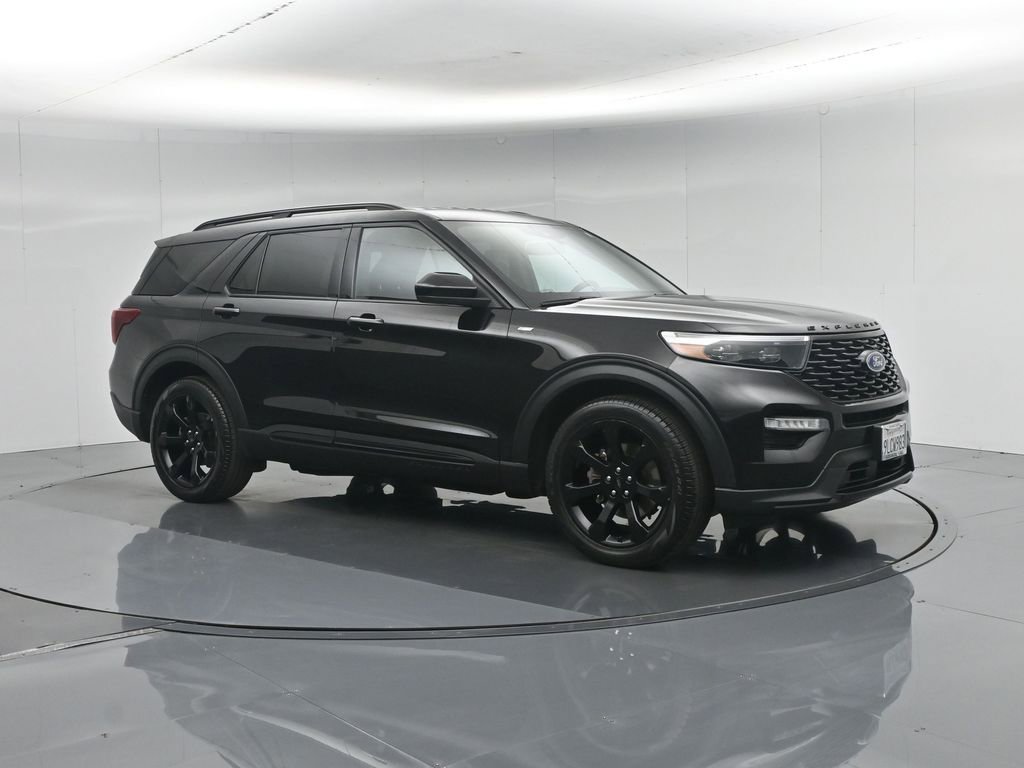 Used 2024 Ford Explorer ST-Line w/ Class IV Trailer Tow Package RWD image 28