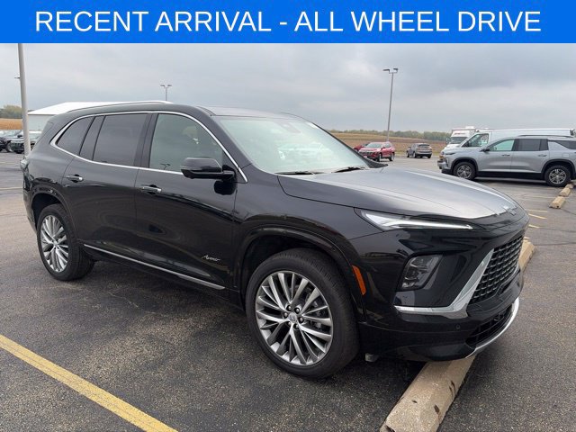 Used 2026 Buick Enclave Avenir AWD/4WD image 1
