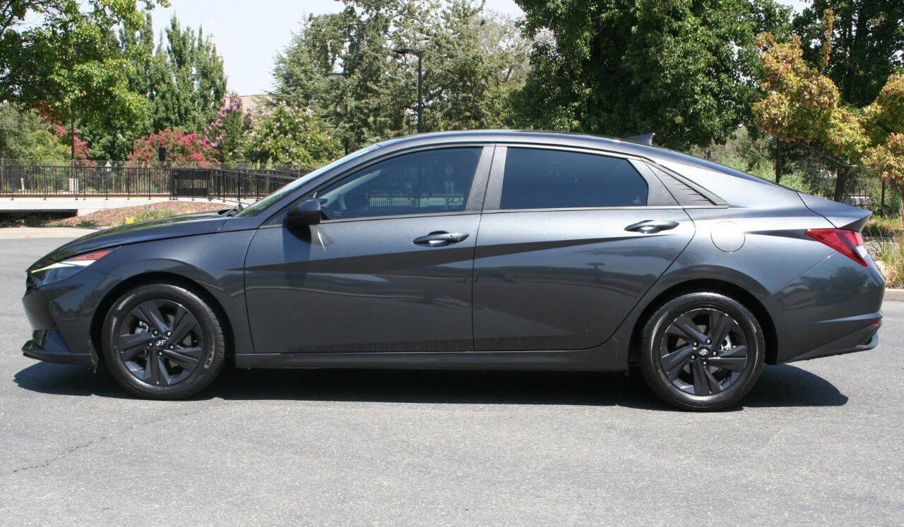 Used 2021 Hyundai Elantra SEL FWD image 8