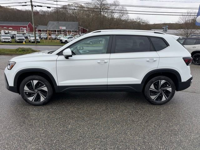 New 2026 Volkswagen Taos SE AWD/4WD image 8
